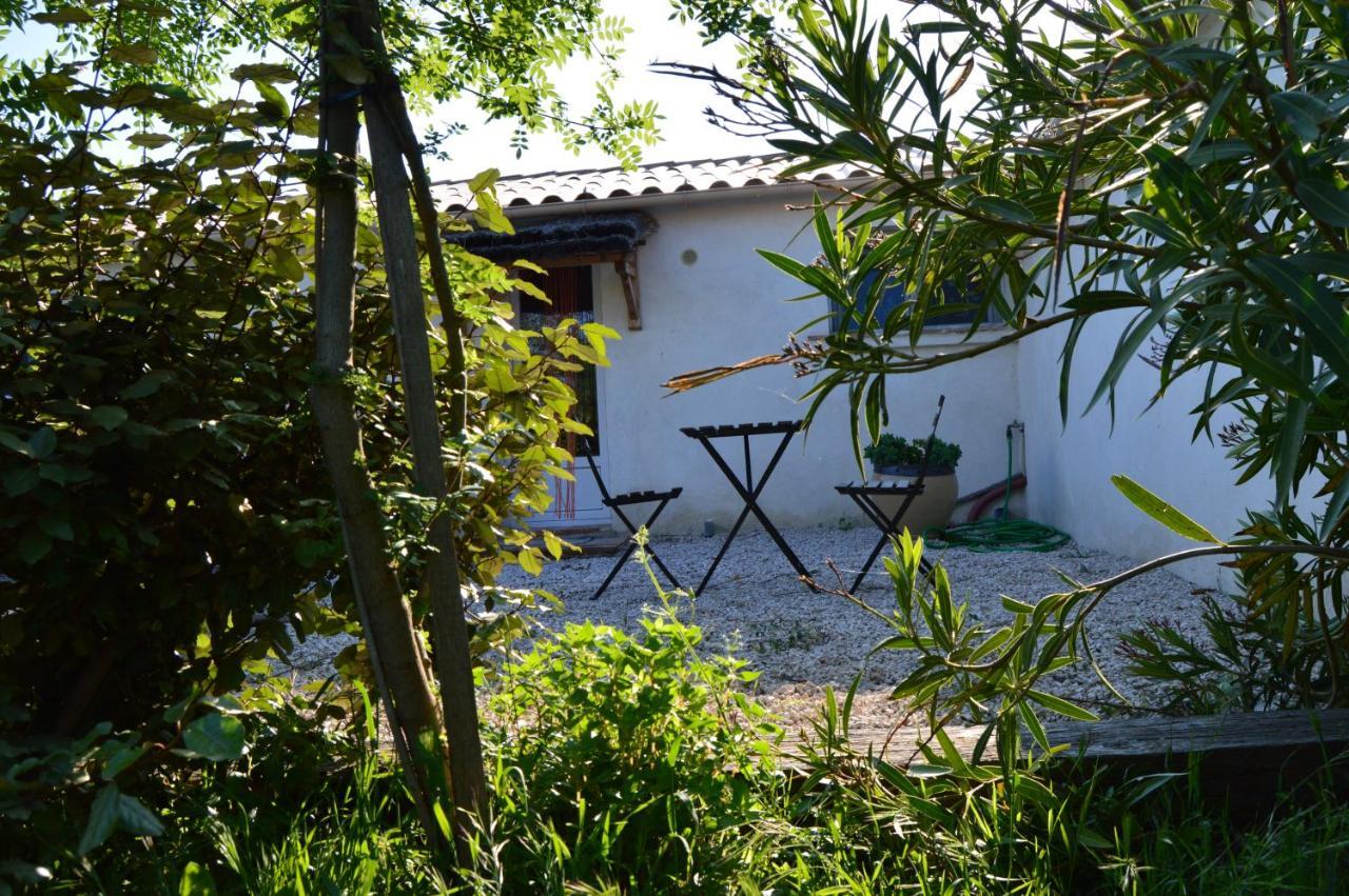 Bergerie D'Alivon En Camargue Bed and Breakfast Albaron Eksteriør billede