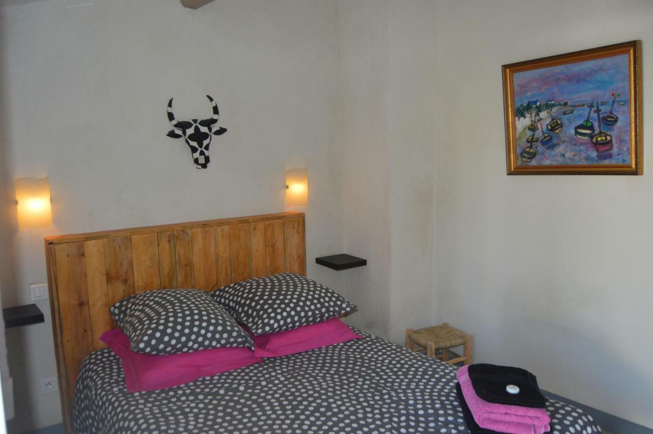 Bergerie D'Alivon En Camargue Bed and Breakfast Albaron Eksteriør billede